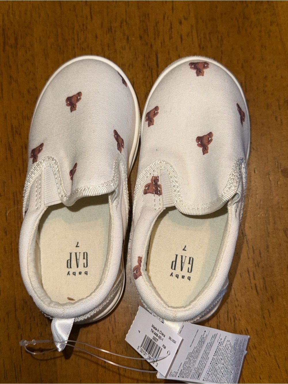 GAP Baby White Slip-On Sneakers with Brown Bear Motif